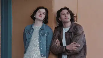 Backdrop to the movie "I