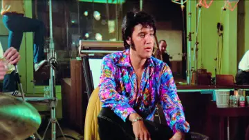 Backdrop to the movie "EPiC: Elvis Presley in Concert" #910087