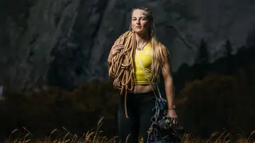 Backdrop to the movie "Girl Climber" #975907