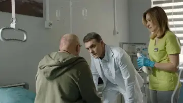 Backdrop to the movie "Особый пациент" #1793977