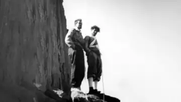 Backdrop to the movie "The Call of the Hoggar, In the Heart of Atlantis" #1631960