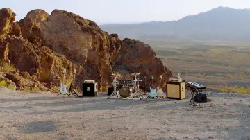 Backdrop to the movie "6DAYS" #1536416
