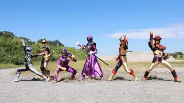 Backdrop to the movie "Bakuage Sentai Boonboomger formation lap: Settlers of the Galaxy" #1769138