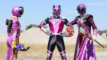 Backdrop to the movie "Bakuage Sentai Boonboomger formation lap: Settlers of the Galaxy" #1769140