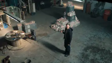 Backdrop to the movie "Chasing Millions" #1286264