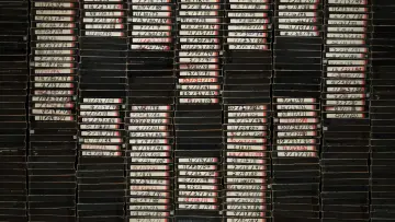 Backdrop to the movie "V/H/S/2" #906220