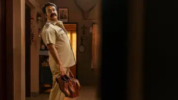 Backdrop to the movie "Athimanoharam" #1528166