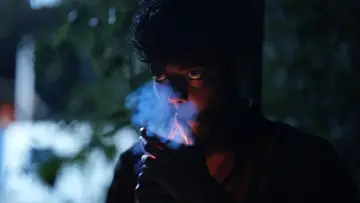 Backdrop to the movie "Thudakkam" #1797612