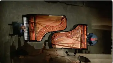 Backdrop to the movie "Entre Duel et Duo, Jean-François Zygel & André Manoukian / Concert au Théâtre des Taillades" #939365
