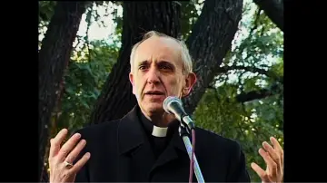 Backdrop to the movie "Pray for me: Pope Francis