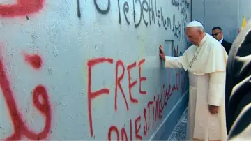 Backdrop to the movie "Pray for me: Pope Francis