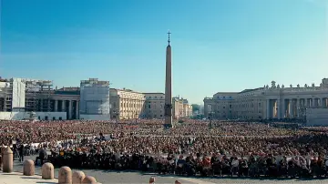 Backdrop to the movie "Pray for me: Pope Francis