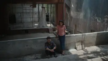 Backdrop to the movie "Becoming Human" #1572210