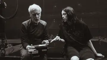 Backdrop to the movie "Billie Eilish - Hit Me Hard and Soft: The Tour (Live in 3D)" #779824