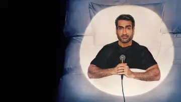 Backdrop to the movie "Kumail Nanjiani: Night Thoughts" #785458