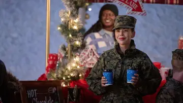 Backdrop to the movie "Christmas on Duty" #867201