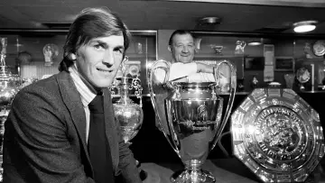 Backdrop to the movie "Kenny Dalglish" #1812238