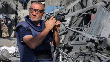 Backdrop to the movie "Inside Gaza" #1190715
