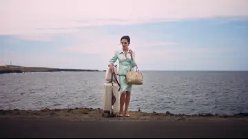 Backdrop to the movie "Islands" #1811508