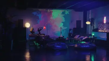 Backdrop to the movie "Hookah Head" #1183261