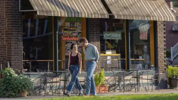 Backdrop to the movie "Carousel" #535239