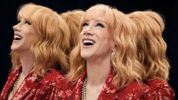 Backdrop to the movie "Kathy Griffin: My Life on the PTSD-List" #1656339
