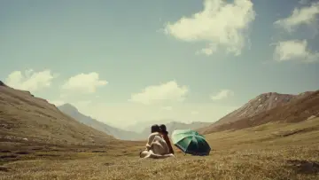 Backdrop to the movie "Goodbye Sisters" #538378