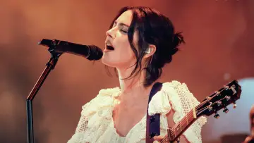 Backdrop to the movie "Apple Music Live: Gracie Abrams" #923892