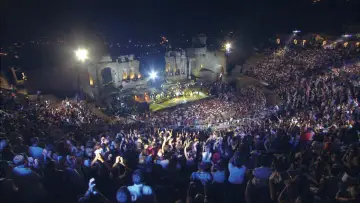 Backdrop to the movie "Simply Red - Home: Live in Sicily" #1364963