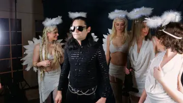 Backdrop to the movie "Corey Feldman vs. the World" #690793