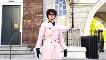 Backdrop to the movie "Pink Jaguar" #660625
