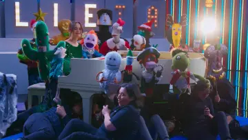 31 Minutes: One Hot Christmas | Making Of Poster