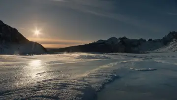 Backdrop to the movie "Time and Water" #1212146