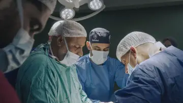 Backdrop to the movie "American Doctor" #544671