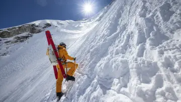 Backdrop to the movie "Everest: The Other Side" #1615521