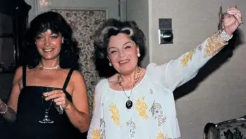 Backdrop to the movie "Romy and Magda Schneider: Mother - Daughter - Rivals?" #1633890