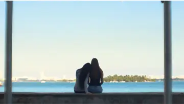 Backdrop to the movie "Moment of Silence" #564259