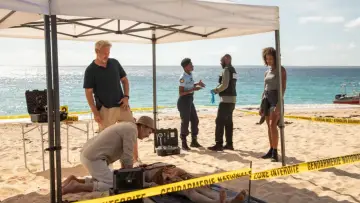 Backdrop to the movie "Meurtres à Saint-Martin" #1893118