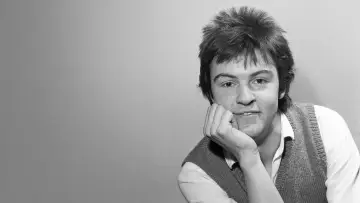 Backdrop to the movie "Paul Young at the BBC" #560293