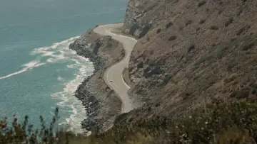 Backdrop to the movie "I