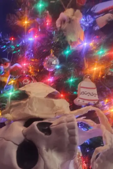 Poster to the movie "CRAWL. SUCK. KILL. 2. JINGLE. BELLS." #825813