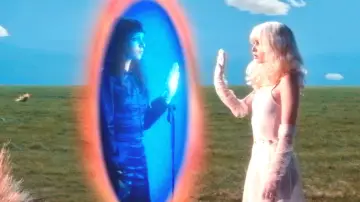 Backdrop to the movie "Imaginal Disk" #846460