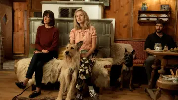 Backdrop to the movie "Eat Pray Bark" #1533861