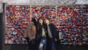 Backdrop to the movie "K-Pop La déferlante coréenne" #1571278