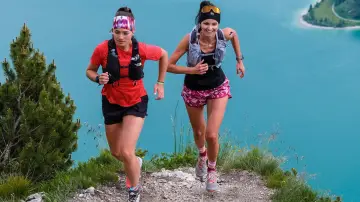 Backdrop to the movie "Running Via Alpina" #781035
