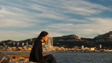 Backdrop to the movie "Coquille" #1525206