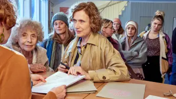Backdrop to the movie "Fast perfekte Frauen" #796946