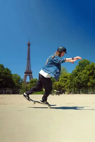 Poster to the movie "Andy Anderson - The Shape of Paris" #795088