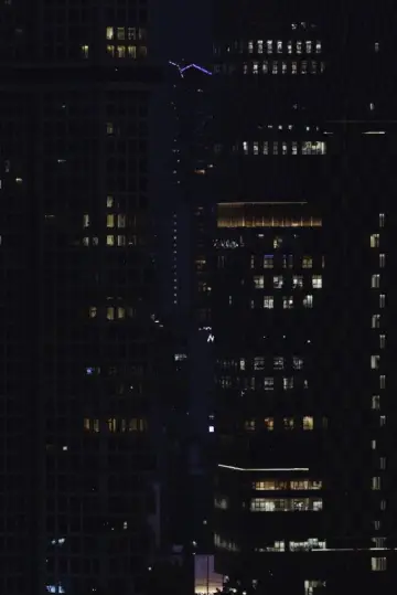 Poster to the movie "Mirrorless City View" #801105