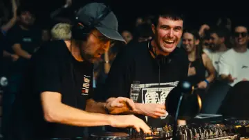 Backdrop to the movie "Fred again.. & Thomas Bangalter: Live at Alexandra Palace in London (USB002)" #790868